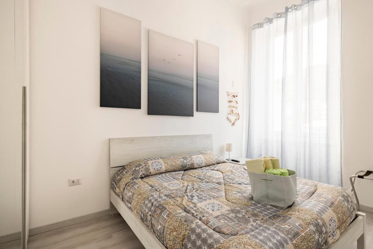 Leo Holiday Homes Deiva Marina Buitenkant foto